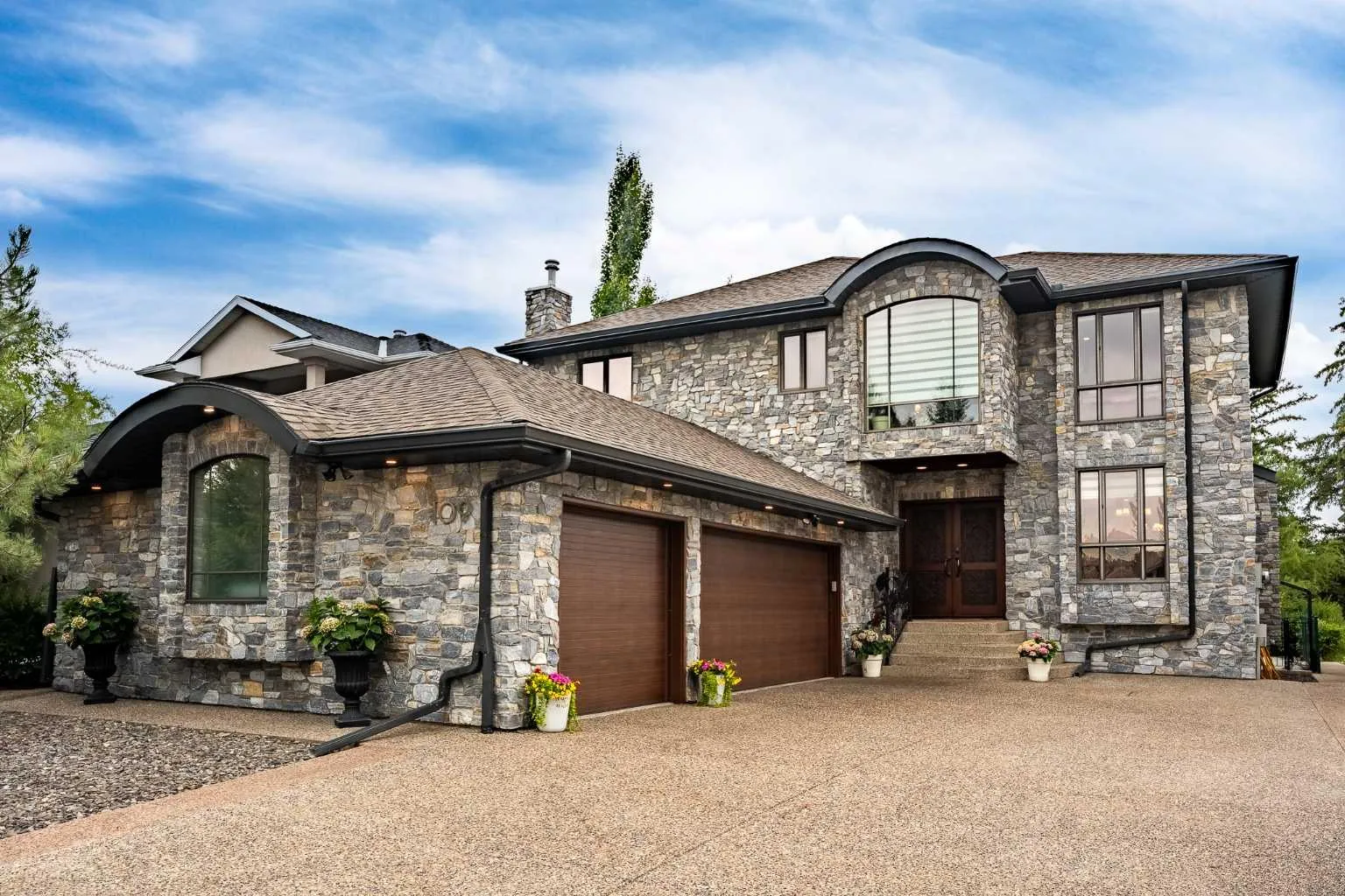 109 Shawnee Sw Place, Calgary