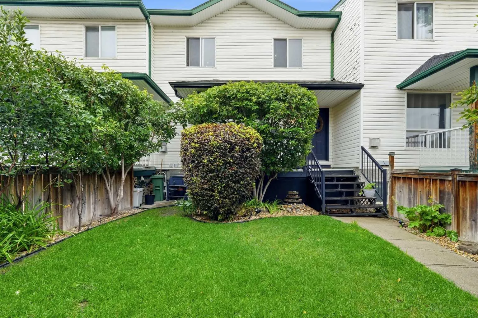 42h Green Meadow Crescent, Strathmore
