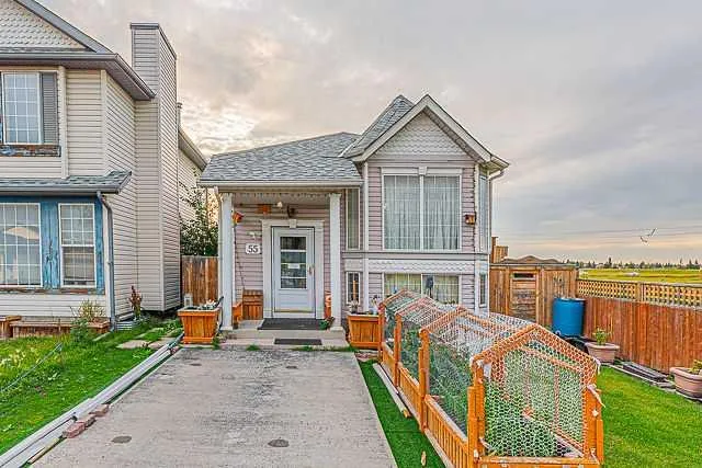 55 San Diego Ne Manor, Calgary