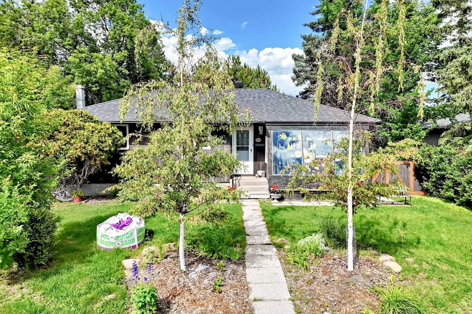 4832 Worcester Sw Drive, Calgary