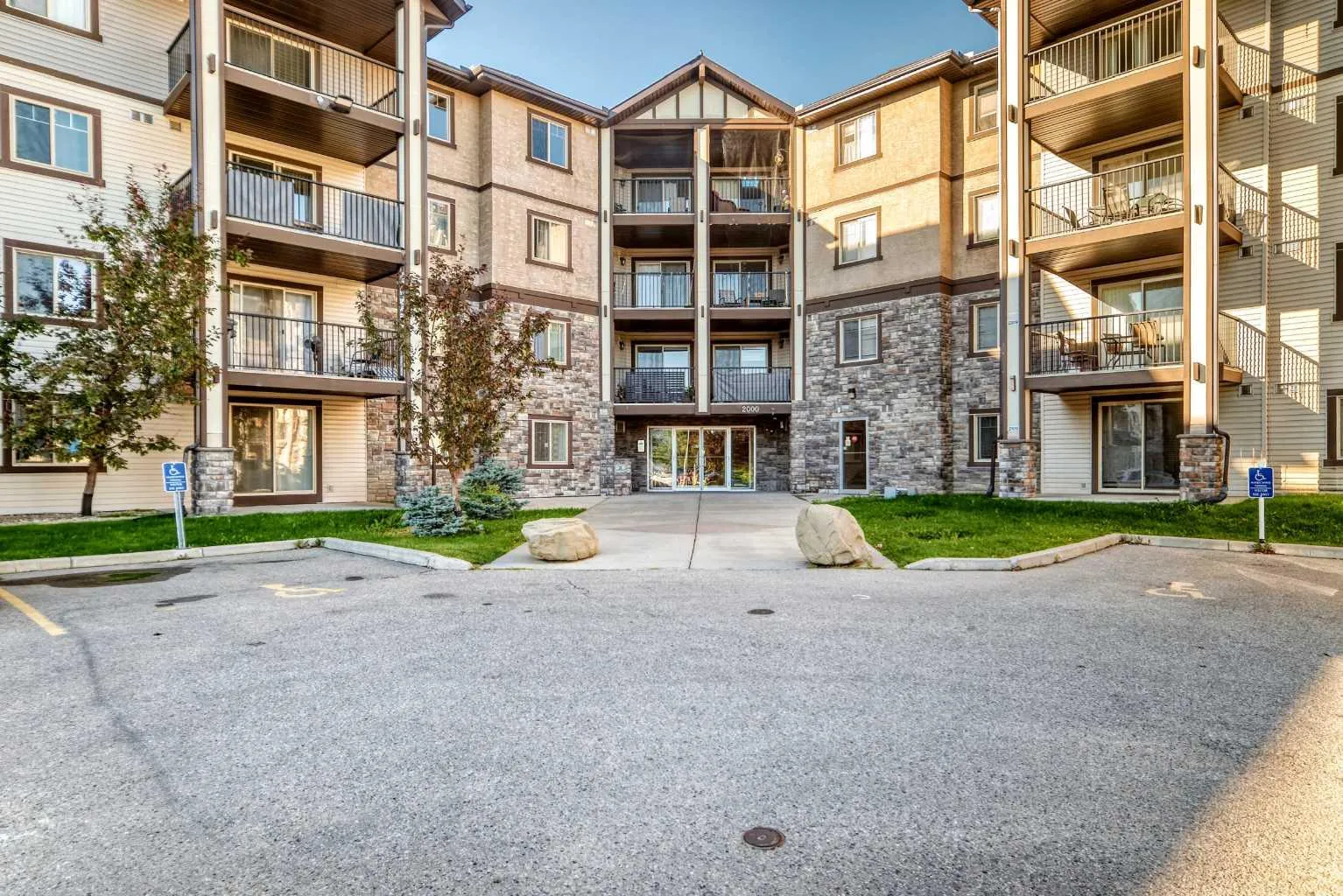 60 Panatella Nw Street Unit 2202, Calgary