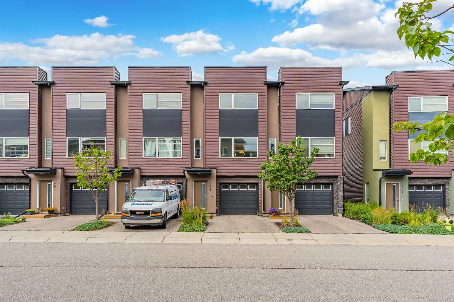 231 Covecreek Ne Circle, Calgary