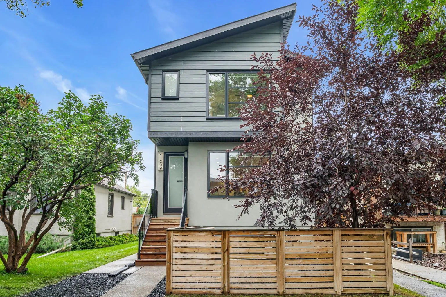 309 12 Ne Avenue Unit 1, Calgary