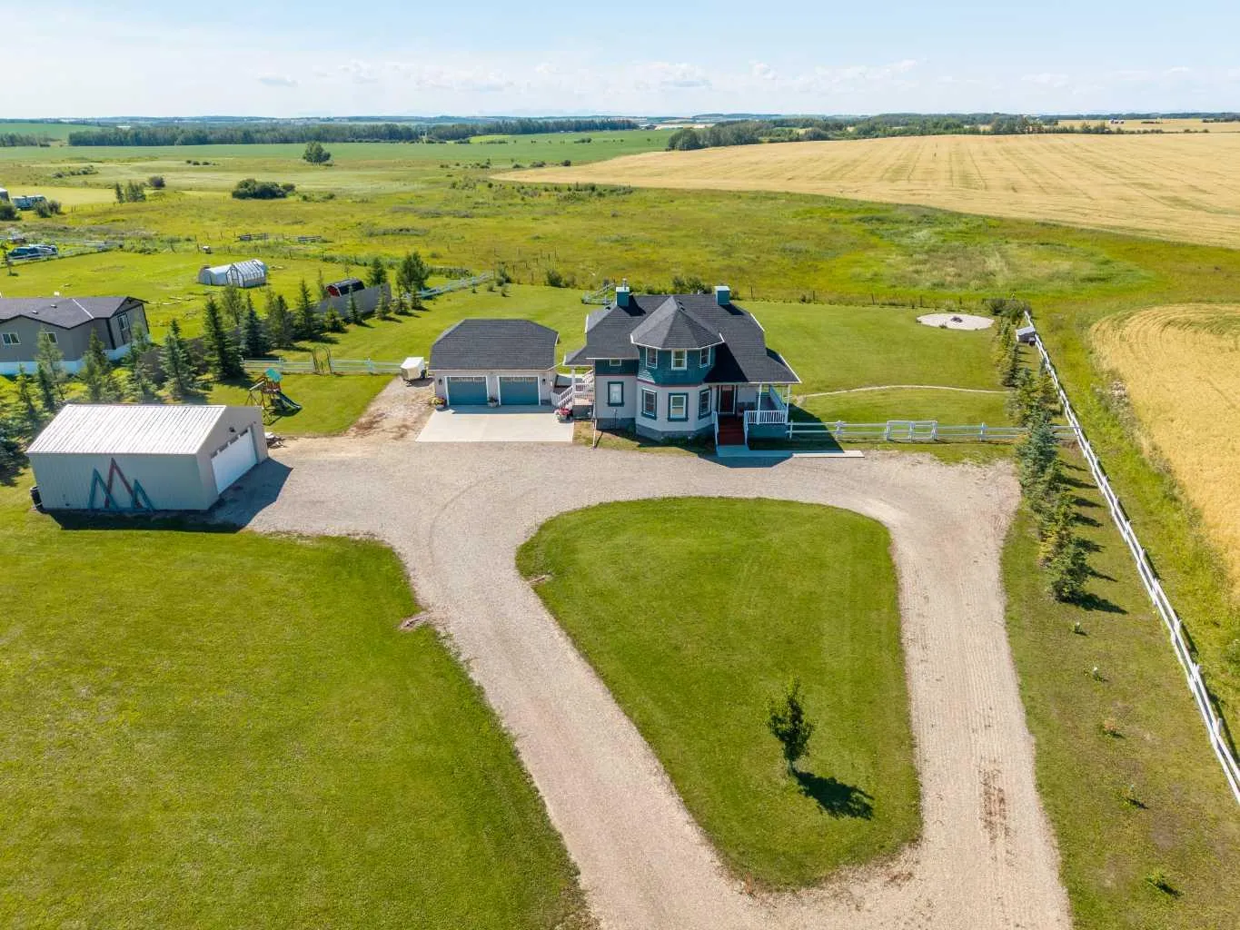 31250 Range Road 33, Mountain View County