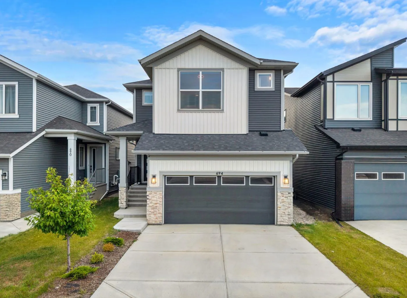 694 Creekmill Sw Court, Airdrie