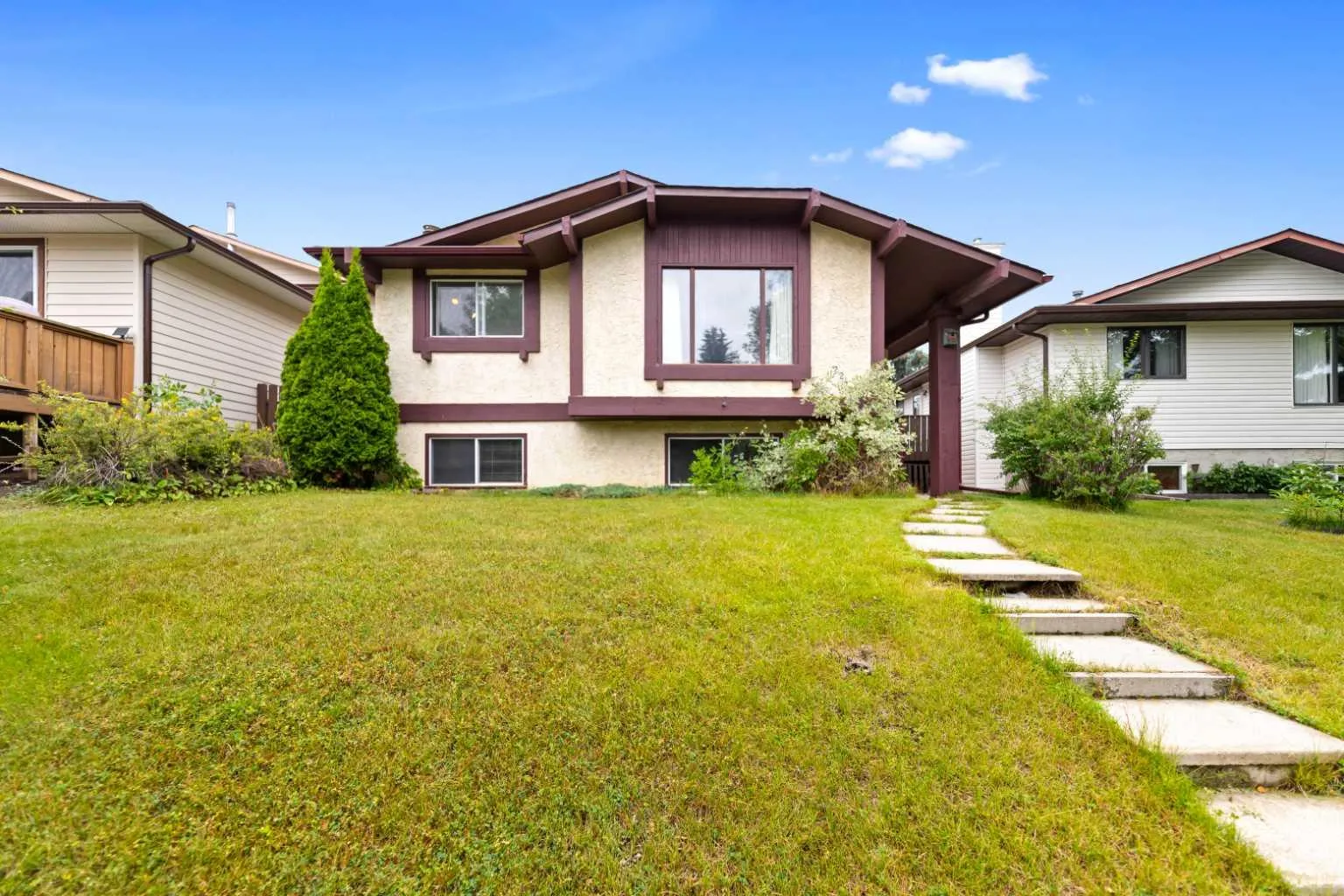 224 Berwick Nw Way, Calgary
