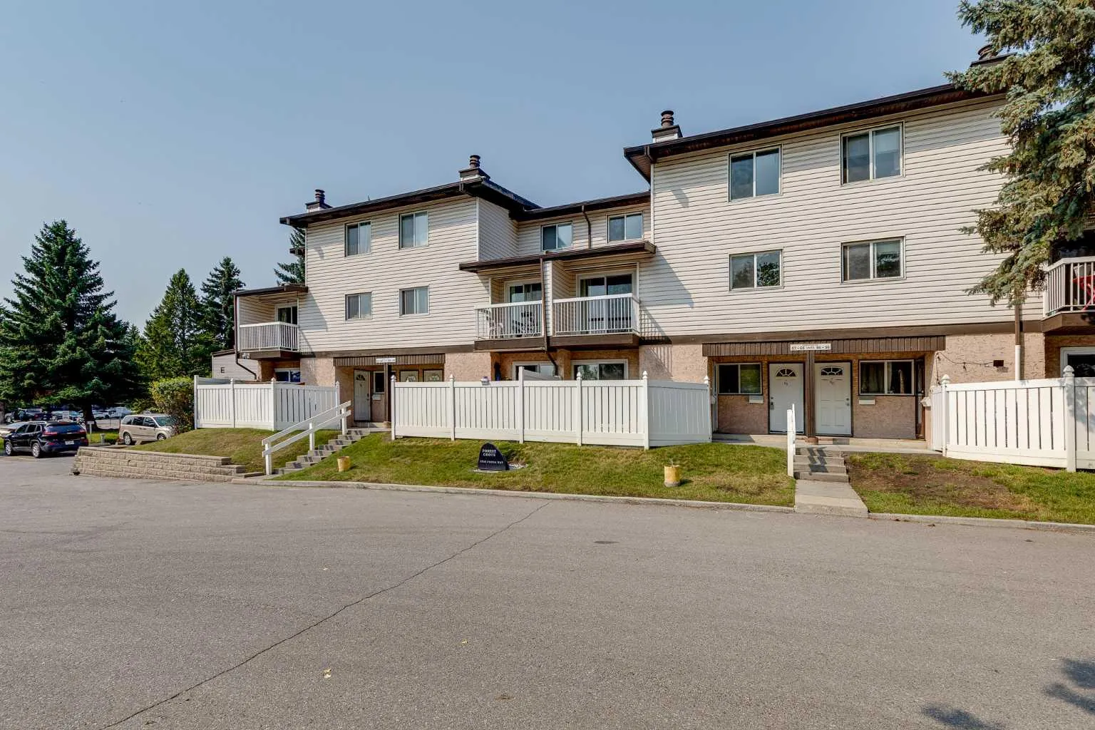 3705 Fonda Se Way Unit 65, Calgary