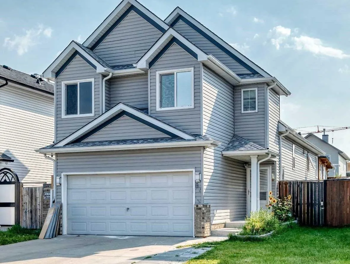 87 Tarawood Ne Grove, Calgary