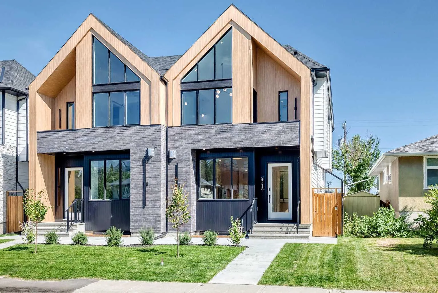2218 35 Sw Street, Calgary