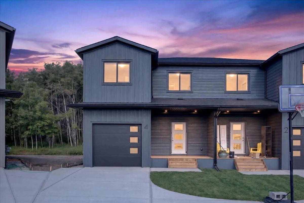 4 Valarosa Park, Didsbury