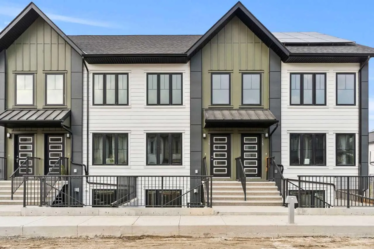 40 Livingston Ne Parade Unit 203, Calgary