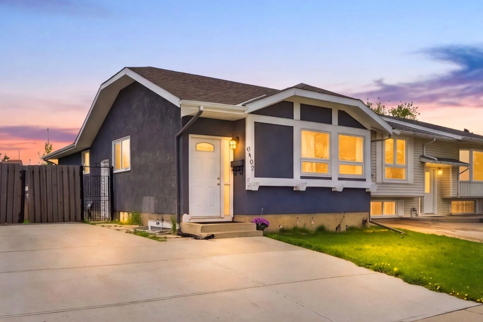 6907 4 Ne Avenue, Calgary