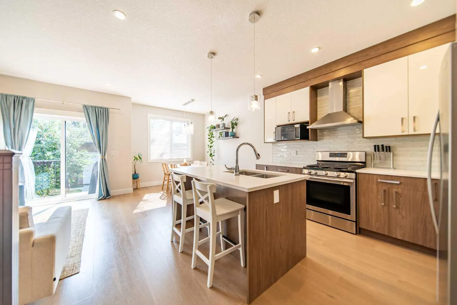 1934 26 Sw Street Unit 2, Calgary