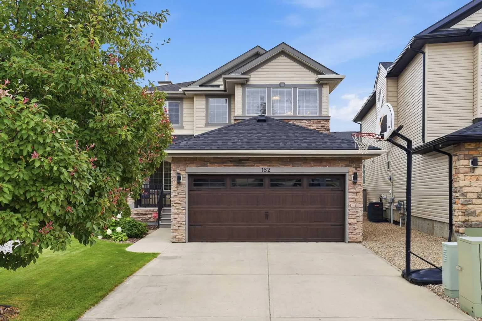 182 Kincora Nw Park, Calgary