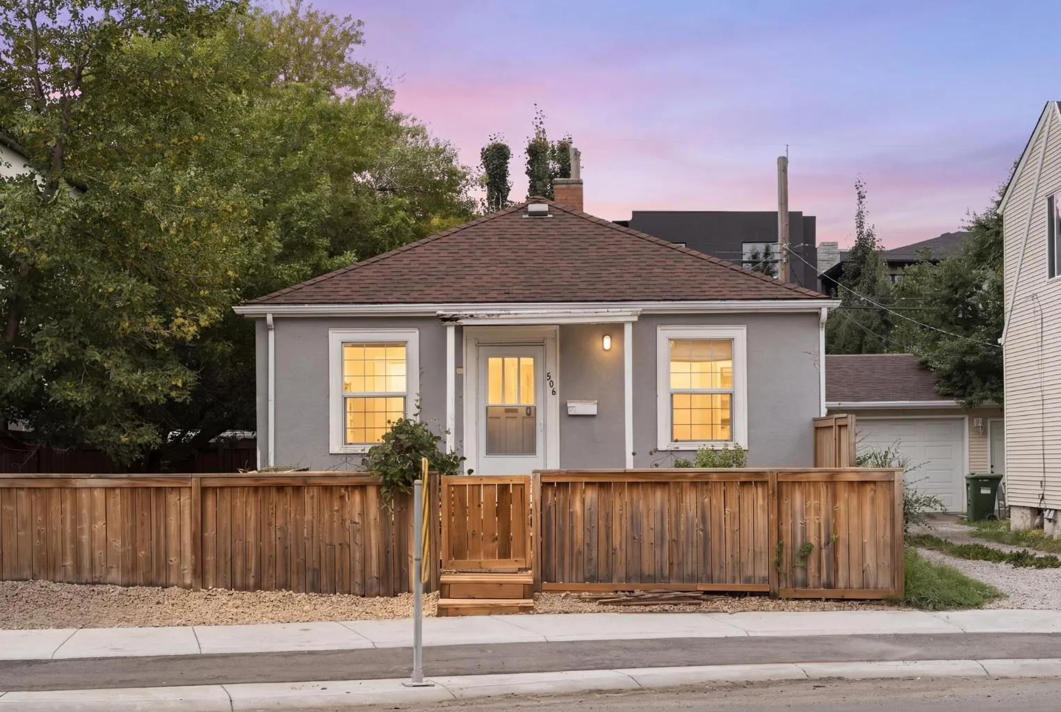 506 19 Nw Street, Calgary