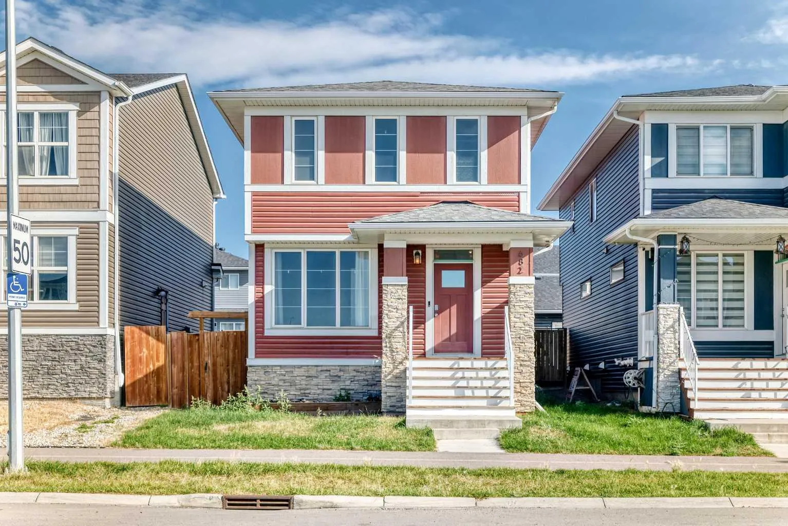 682 Redstone Ne Drive, Calgary