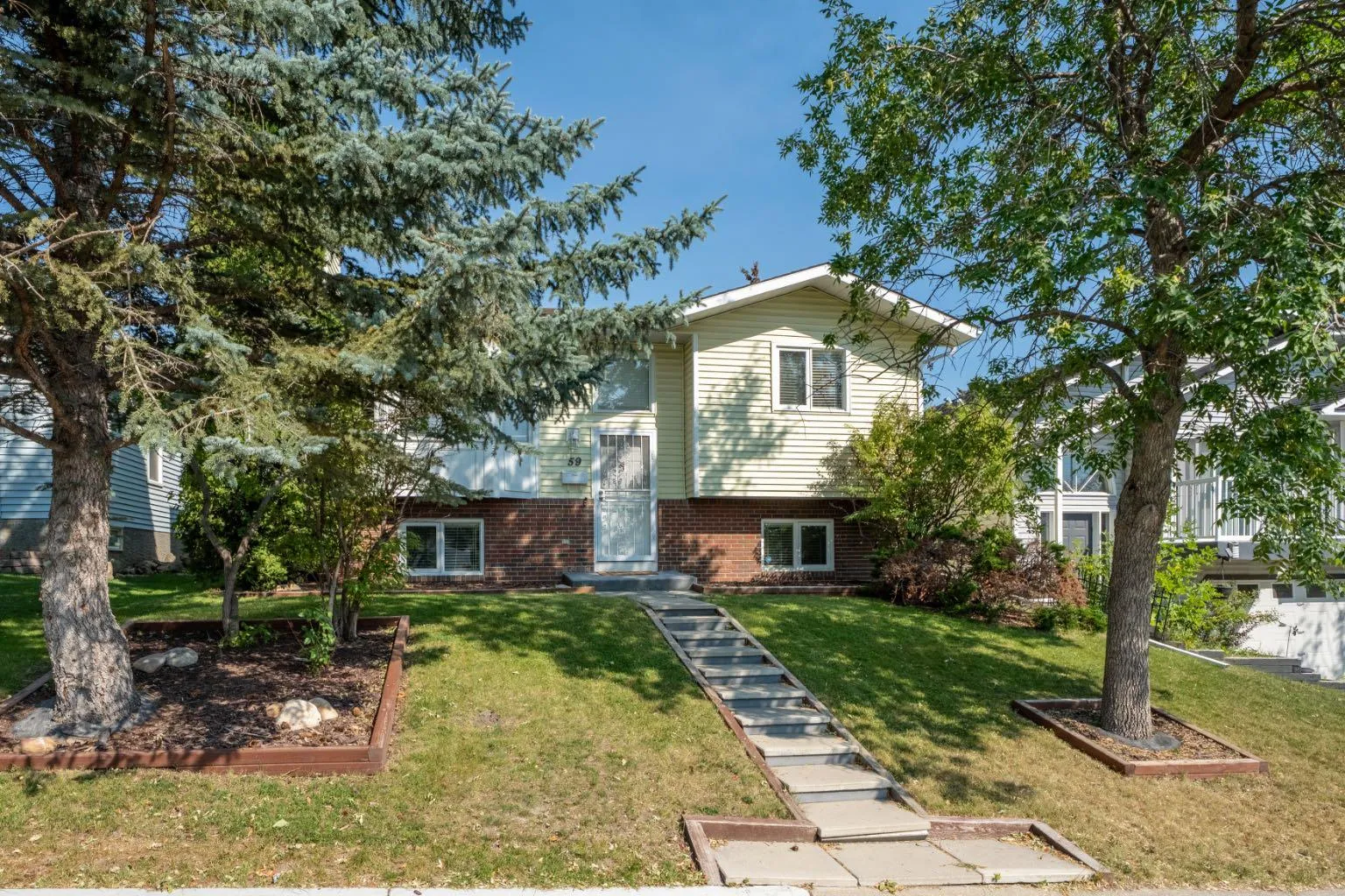59 Macewan Park Nw Road, Calgary