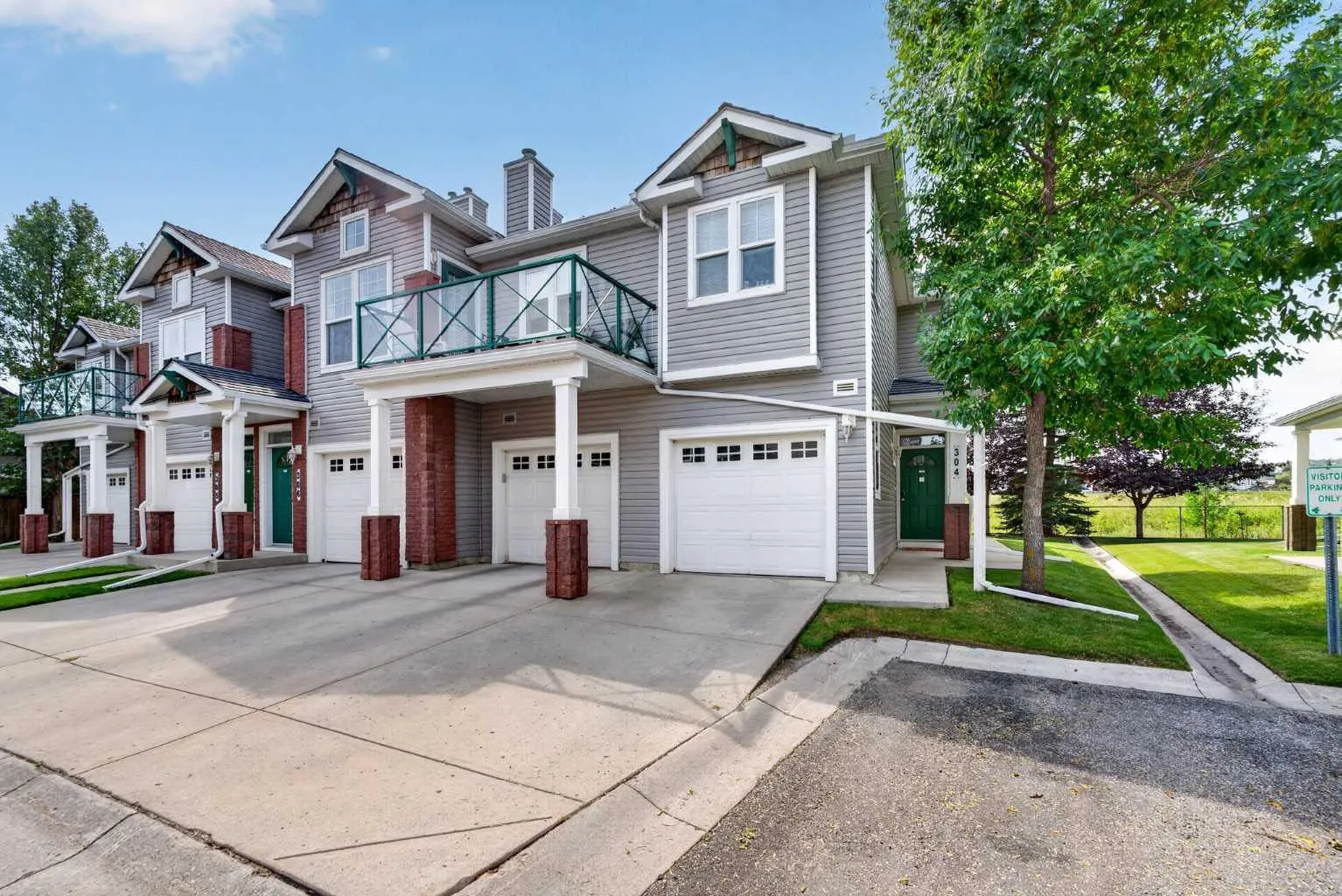 39 Hidden Creek Nw Place Unit 304, Calgary