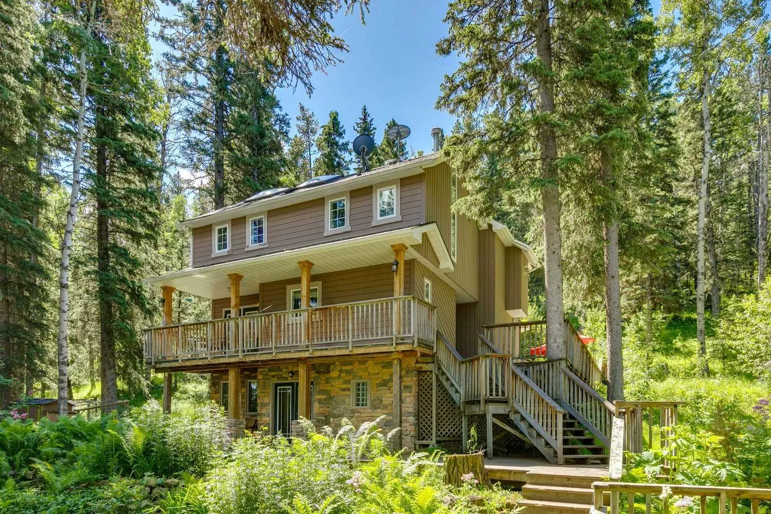 241 Mountain Lion Drive, Bragg Creek
