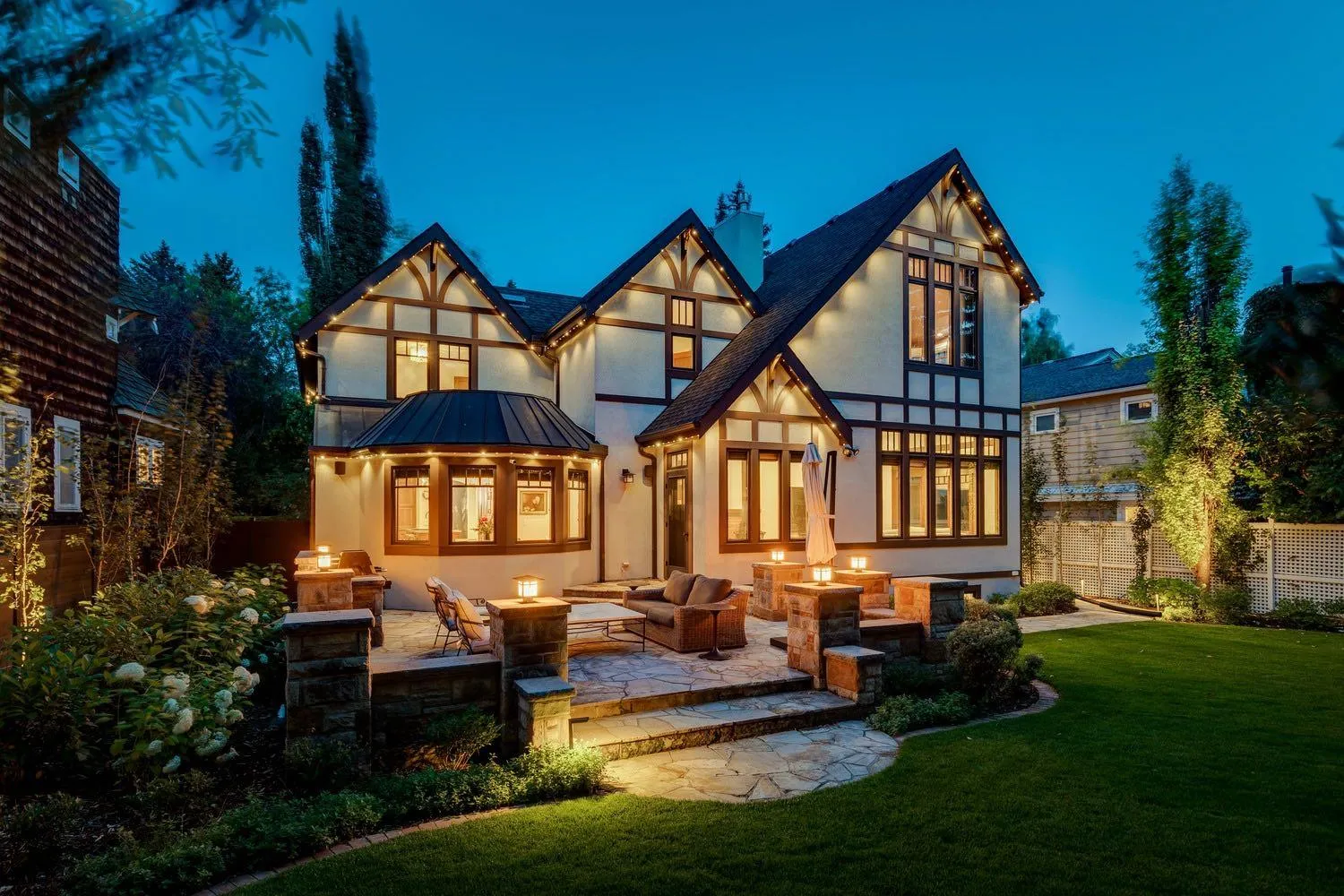 2703 Carleton Sw Street, Calgary