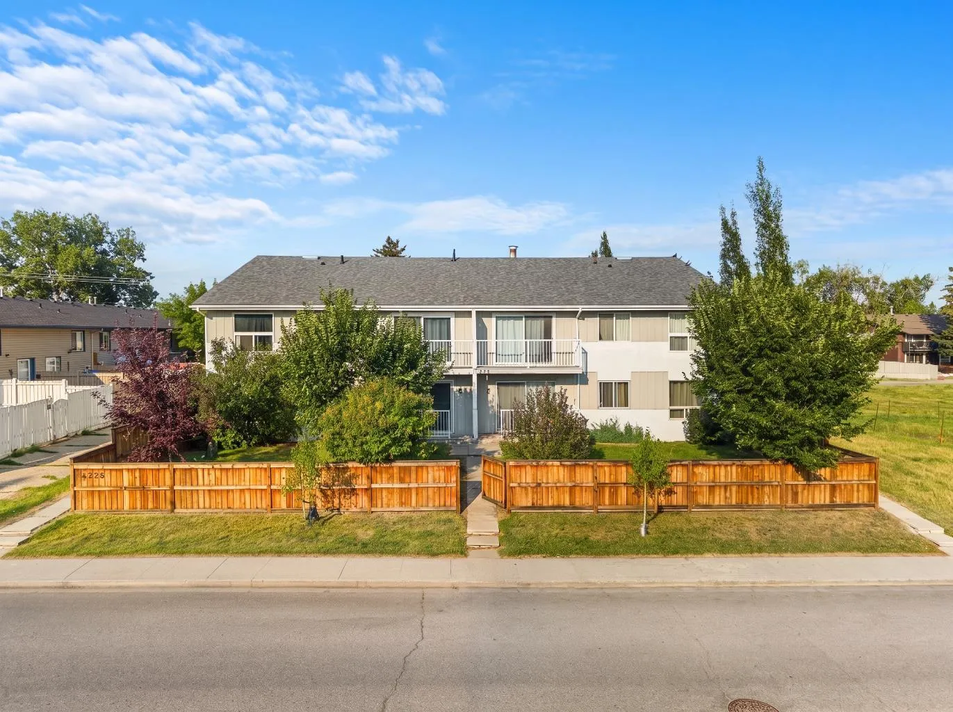 4328 75 Nw Street Unit 5, Calgary