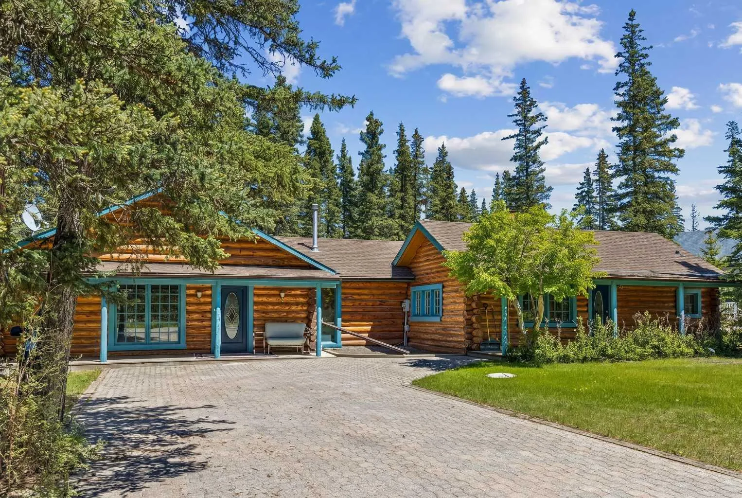 4 Pine Avenue, Bragg Creek
