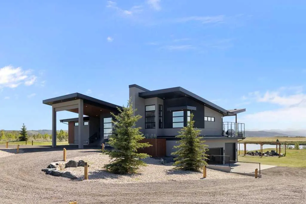 263259 Forestry Trunk Road, Rocky View County