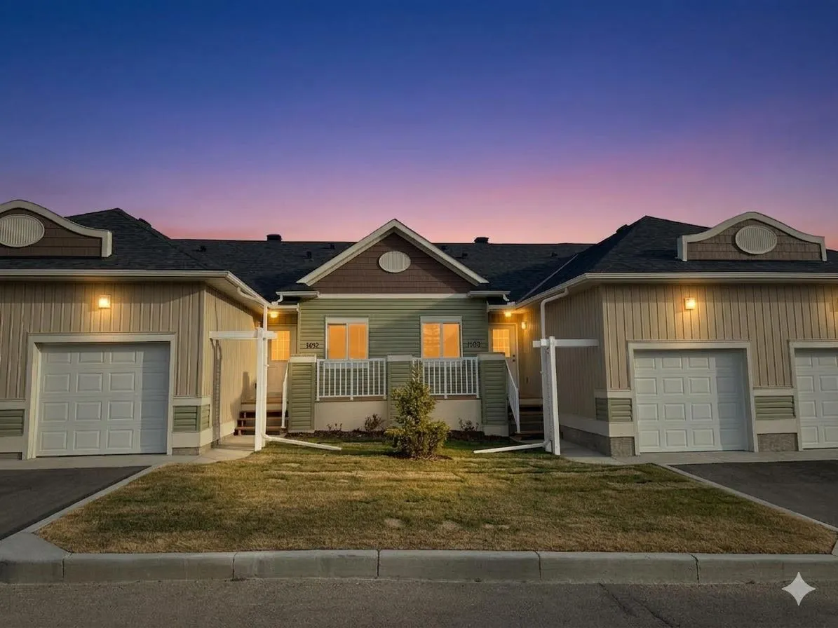 1103 Clover Close, Carstairs