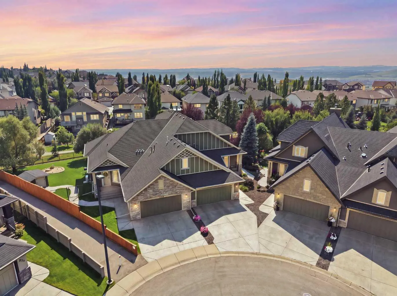 242 Cranleigh Se Place, Calgary