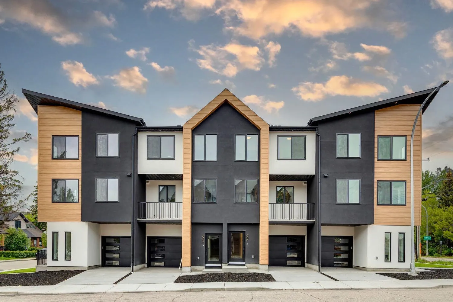 97 23 Nw Street, Calgary
