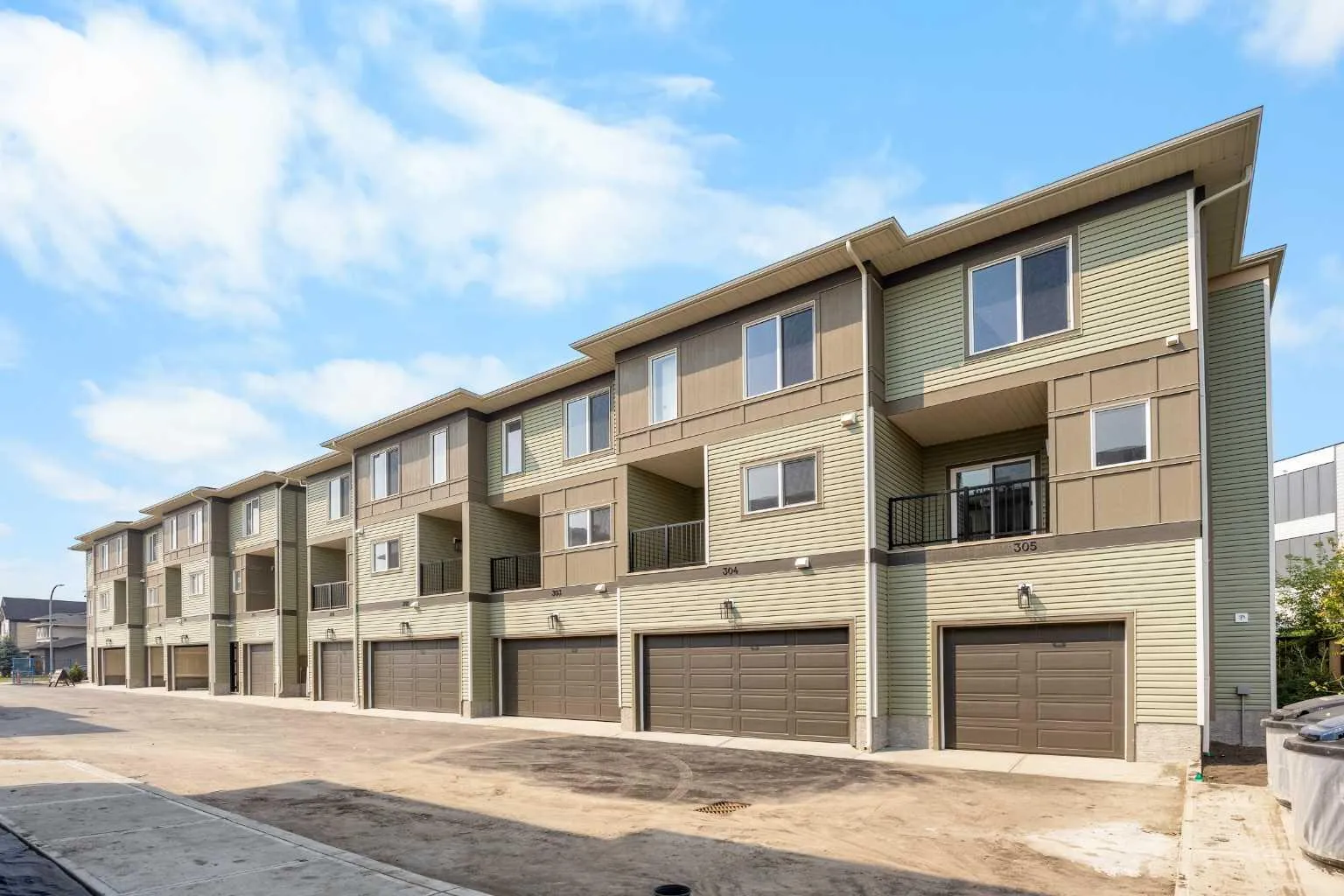 67 Panatella Nw Square Unit 305, Calgary