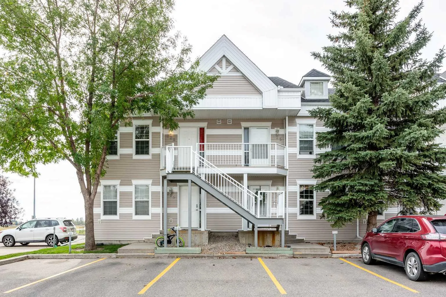 103 Strathaven Drive Unit 315, Strathmore