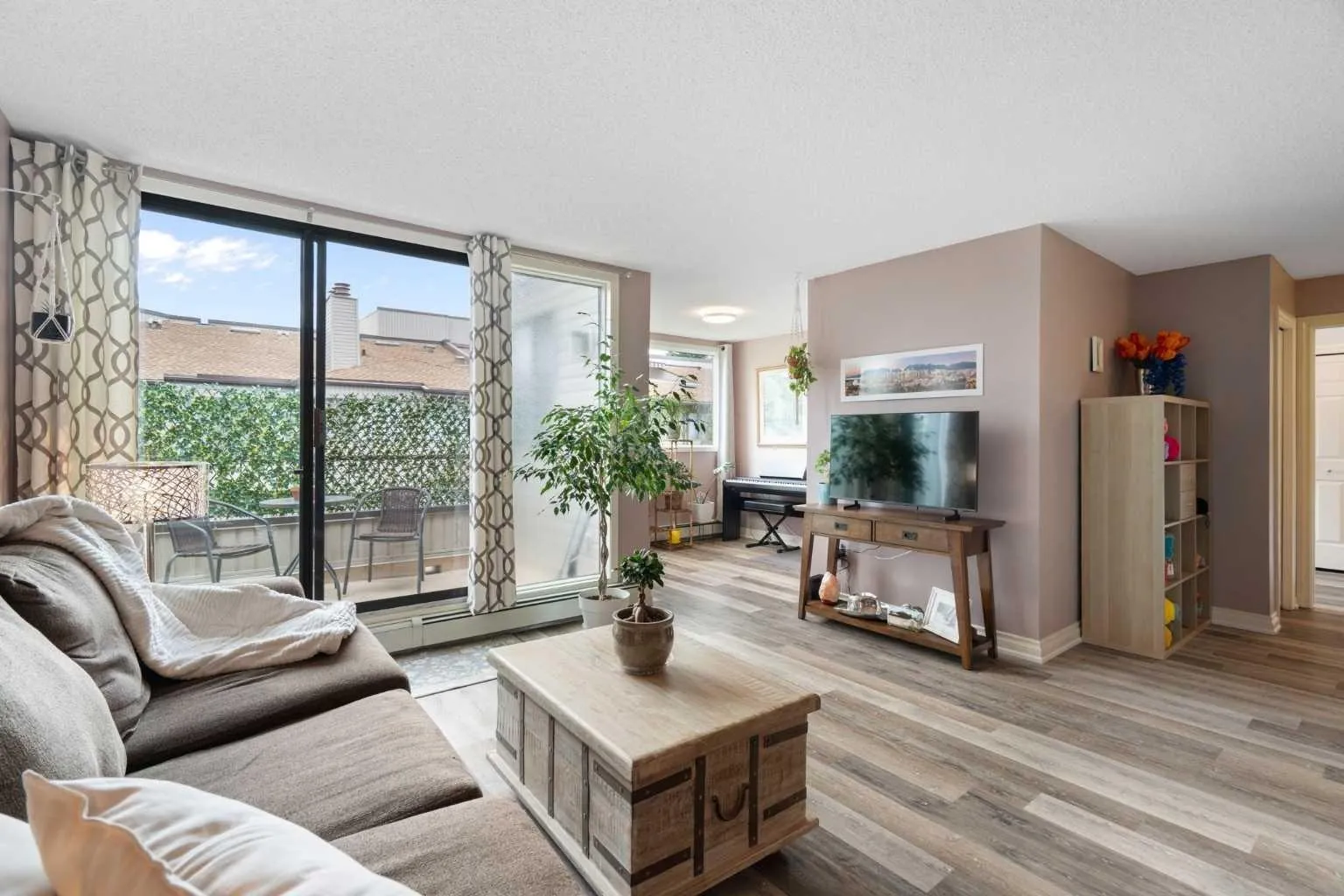2425 90 Sw Avenue Unit 314, Calgary
