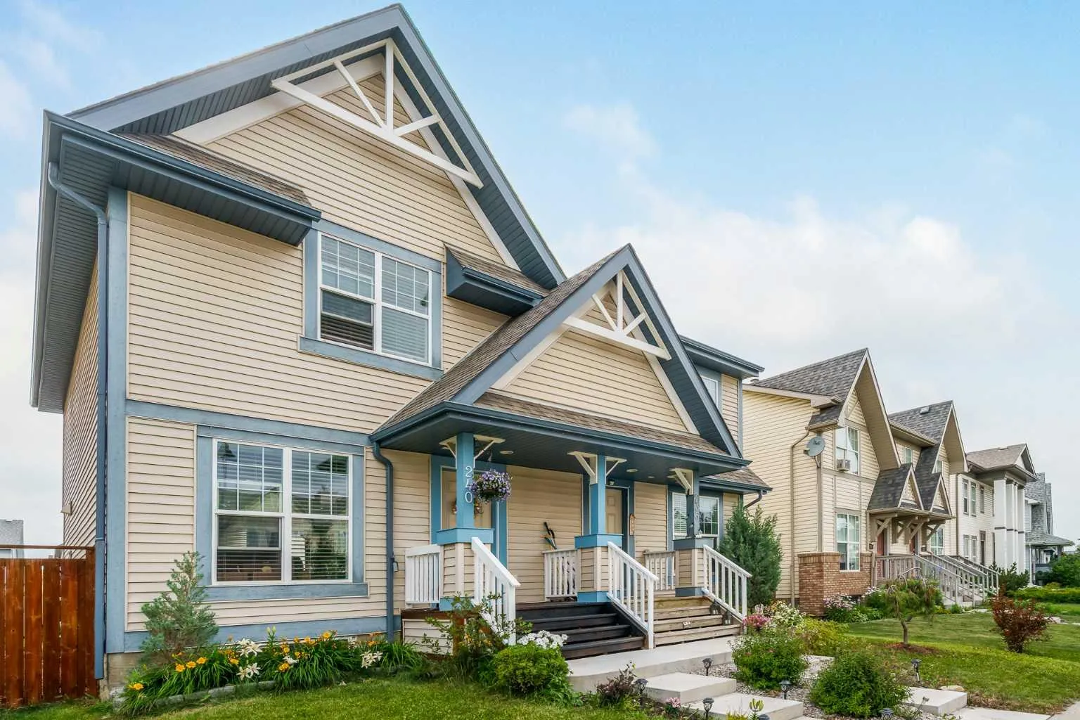 240 Elgin Meadows Se Gardens, Calgary