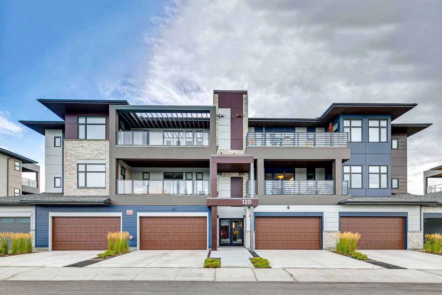 120 Marina Se Cove Unit 301, Calgary