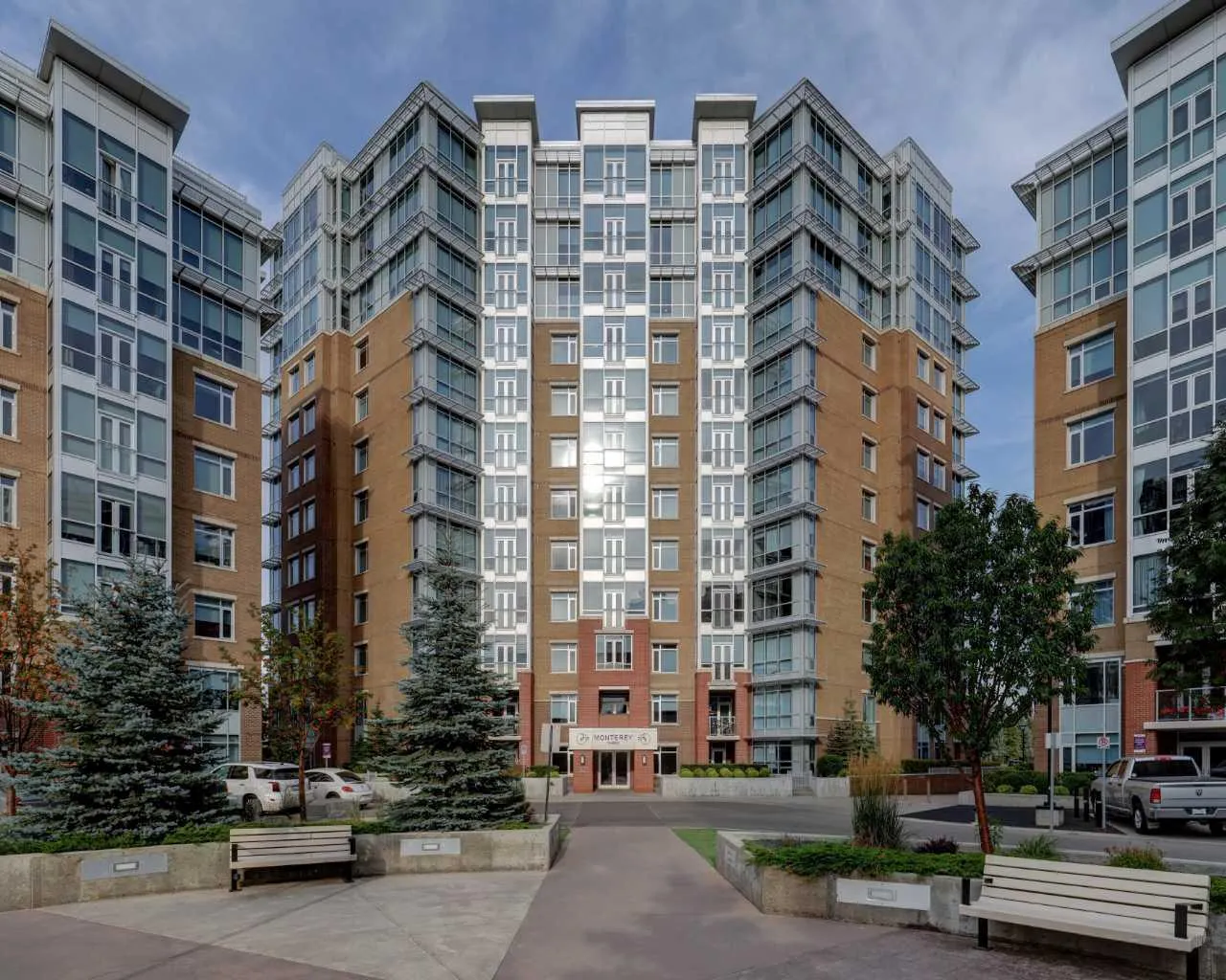 32 Varsity Estates Nw Circle Unit 604, Calgary