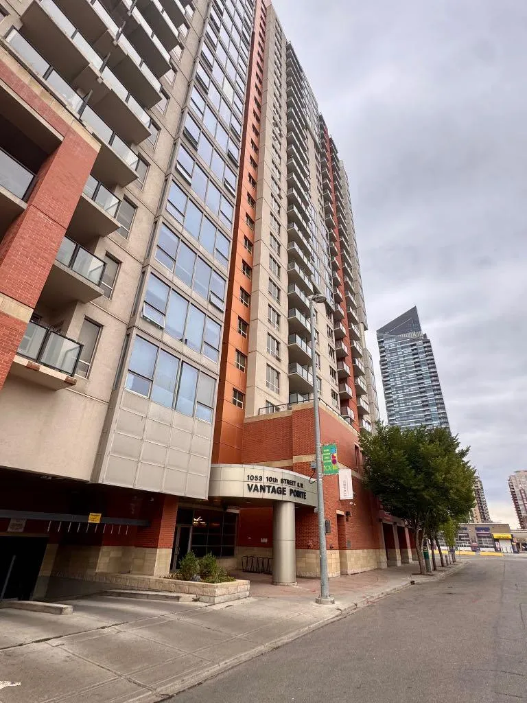 1053 10 Sw Street Unit 1207, Calgary