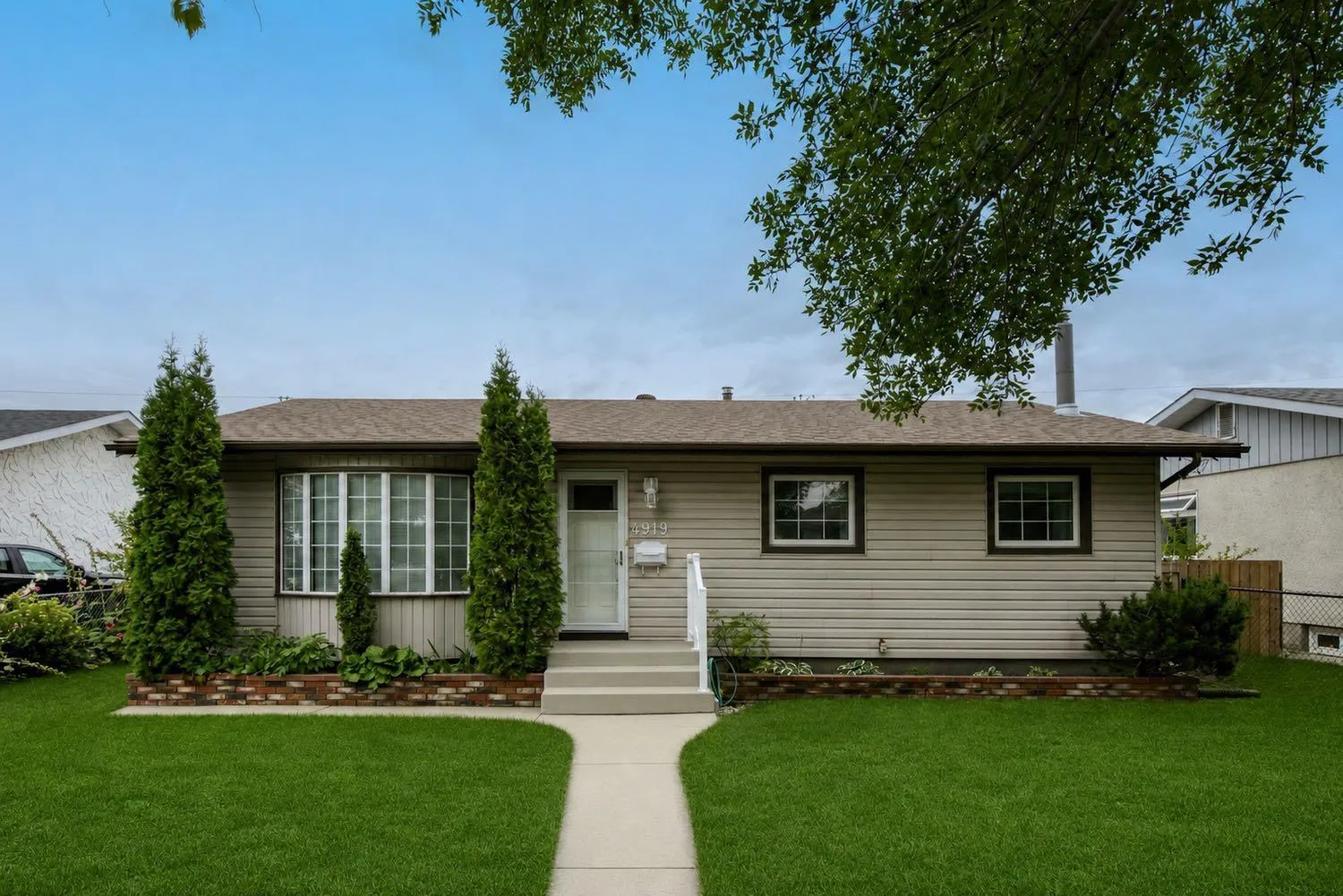 4919 Marlborough Ne Drive, Calgary