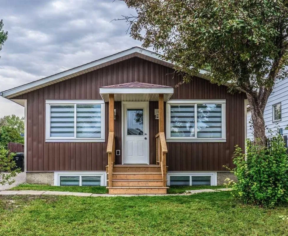 48 Doverglen Se Crescent, Calgary