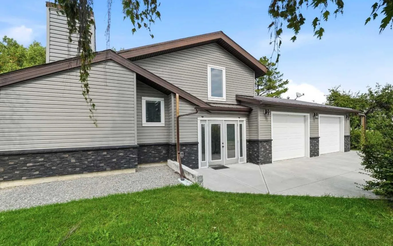 2150 Highway 27 Highway Unit 10, Mountain View County