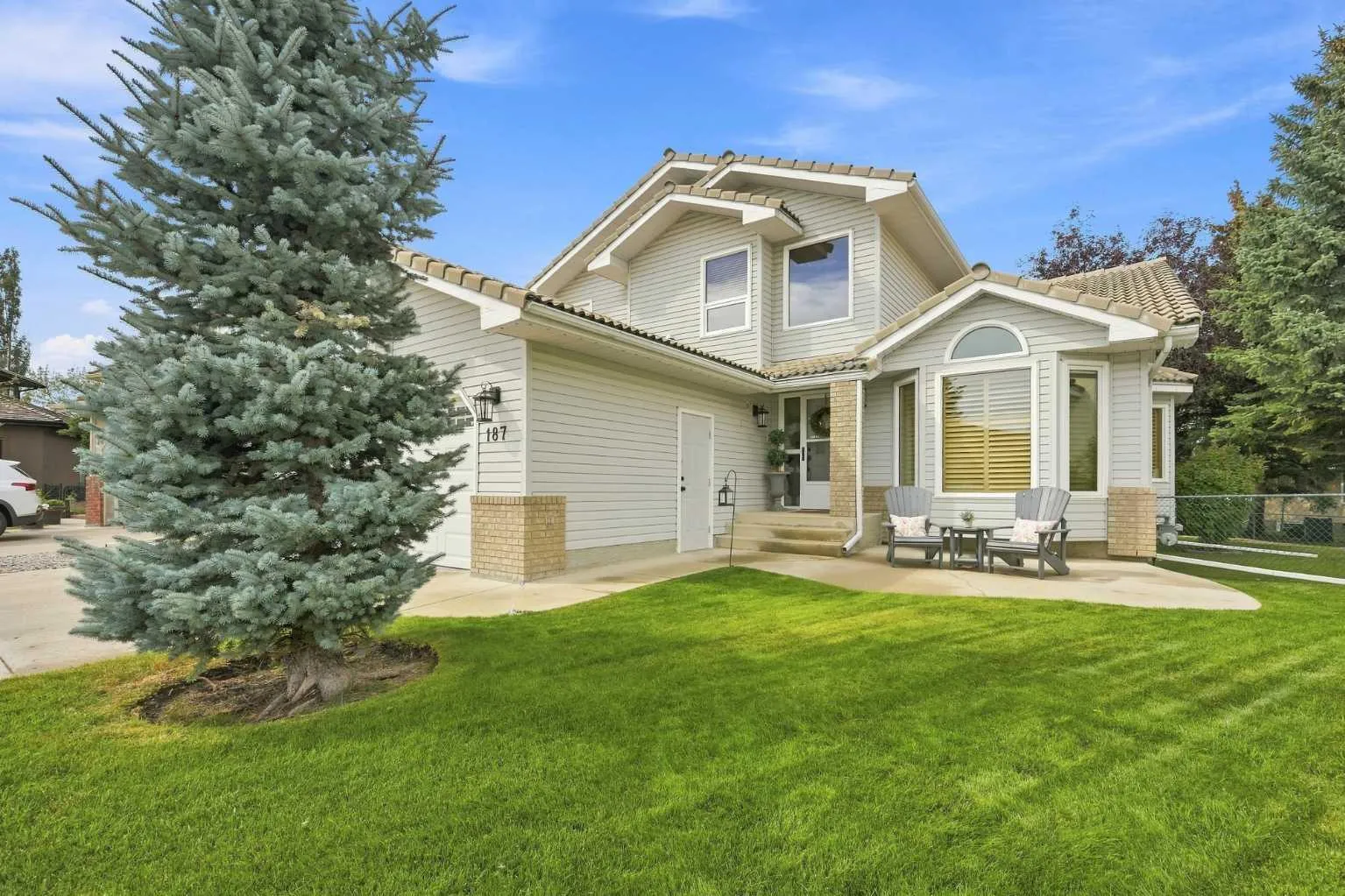 187 Hampshire Nw Close, Calgary
