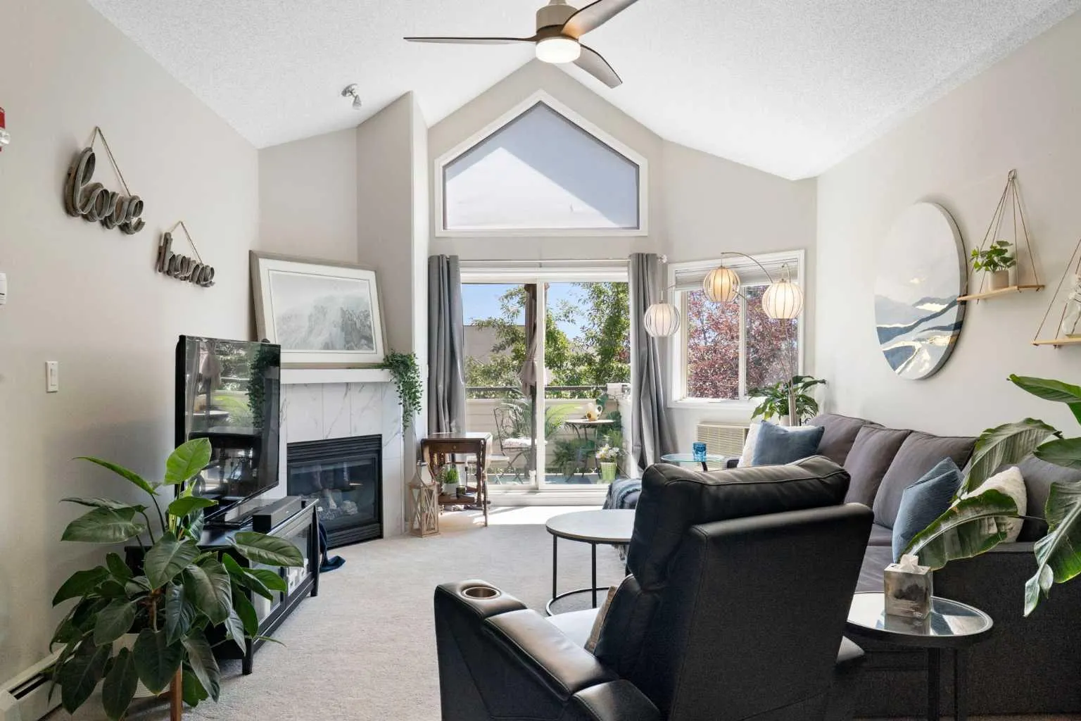 7451 Springbank Sw Boulevard Unit 1301, Calgary