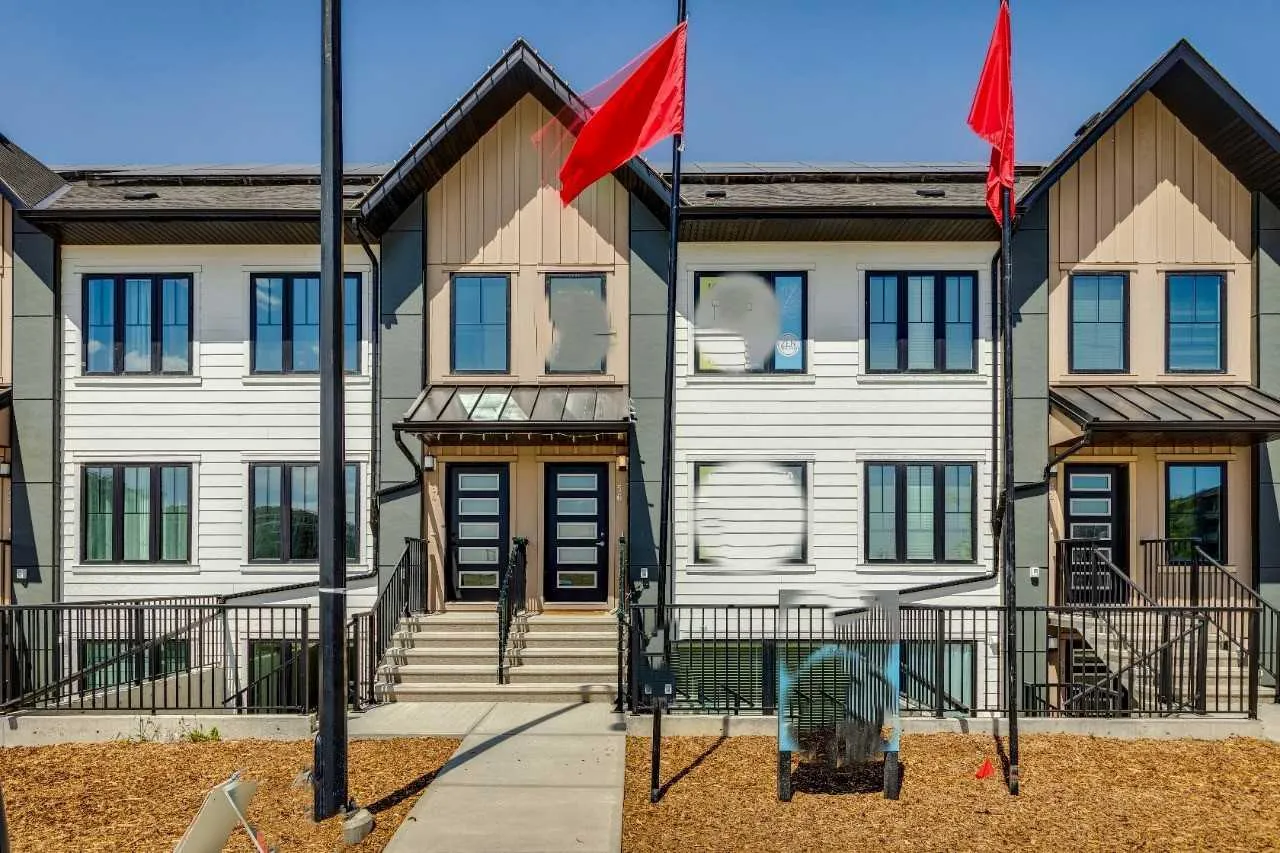 40 Livingston Ne Parade Unit 205, Calgary