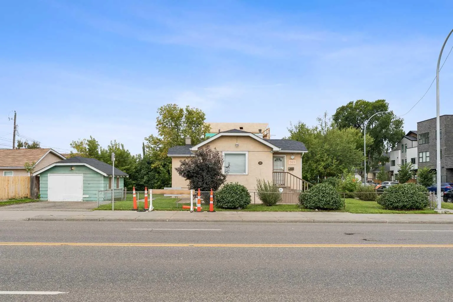 263 19 Ne Avenue, Calgary