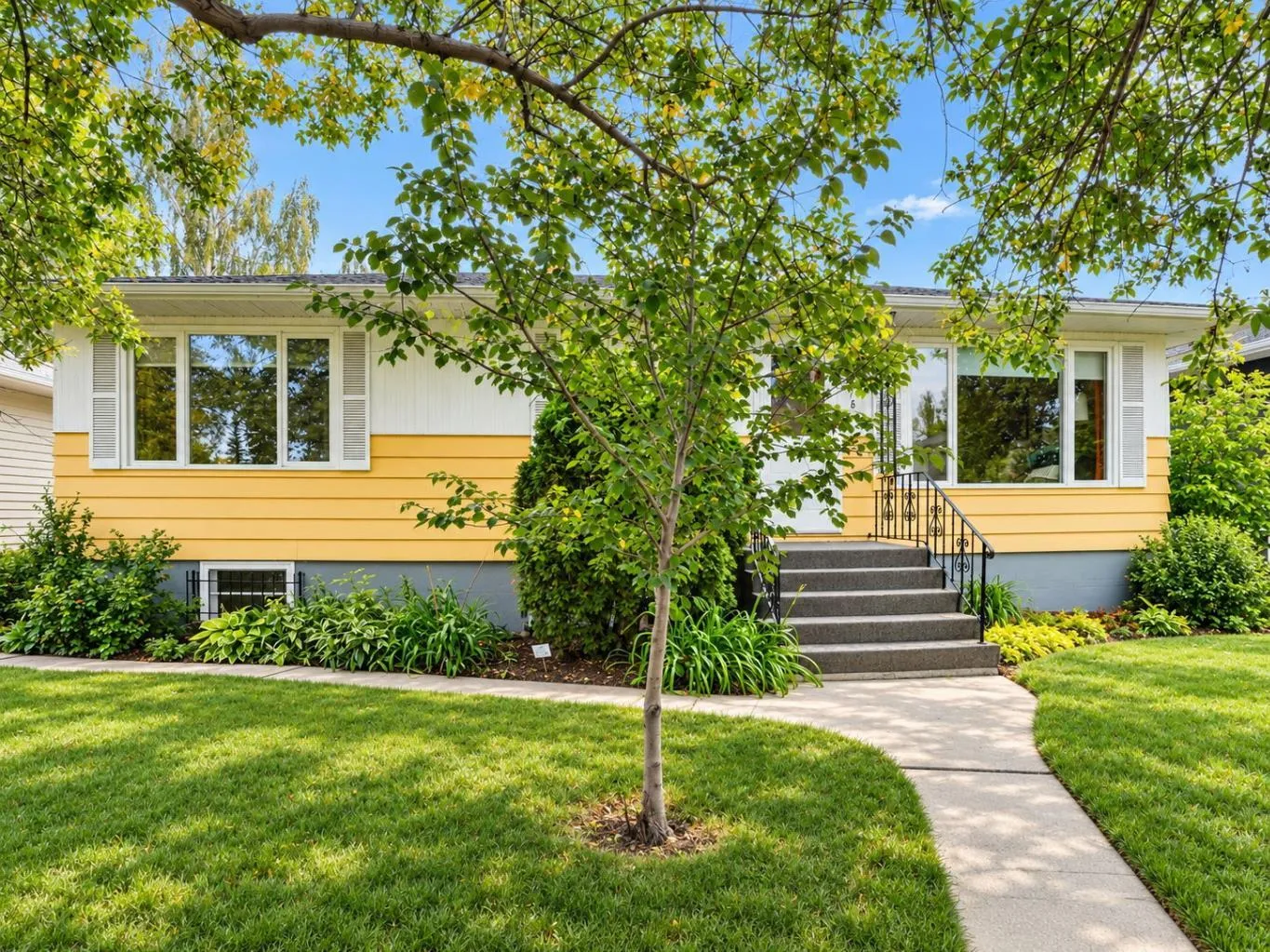 3216 27 Sw Street, Calgary