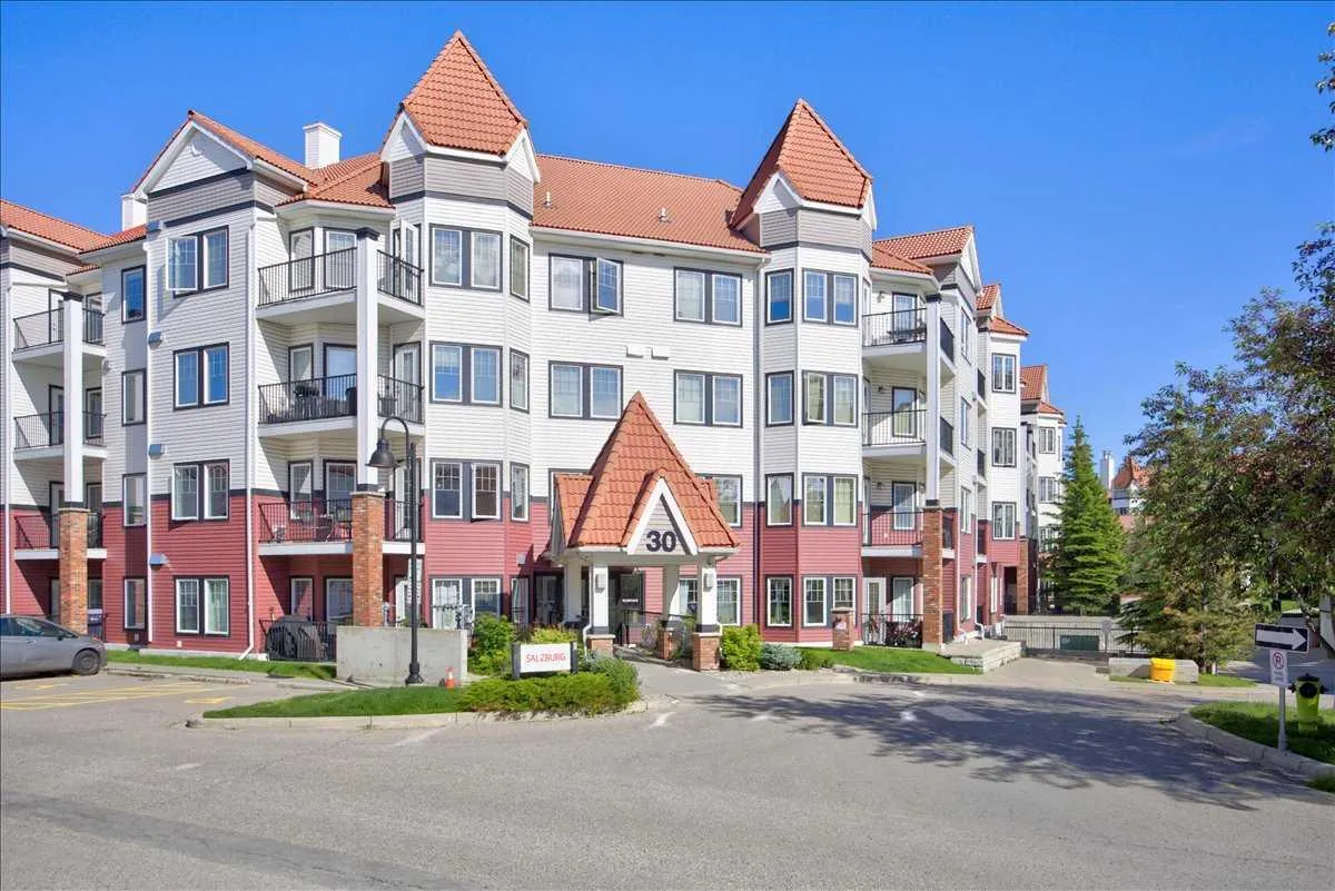 30 Royal Oak Nw Plaza Unit 218, Calgary