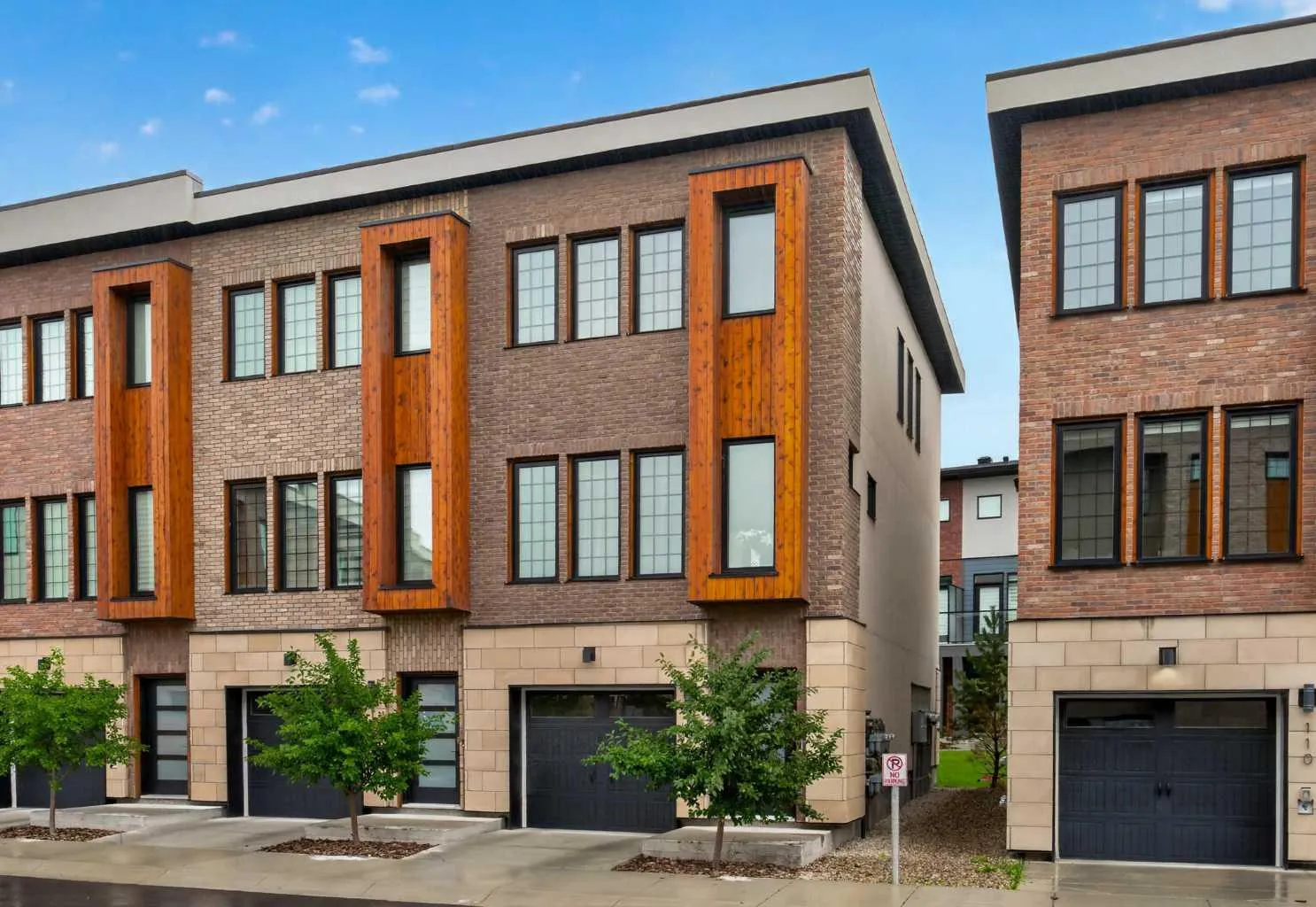 81 Greenbriar Nw Place Unit 116, Calgary