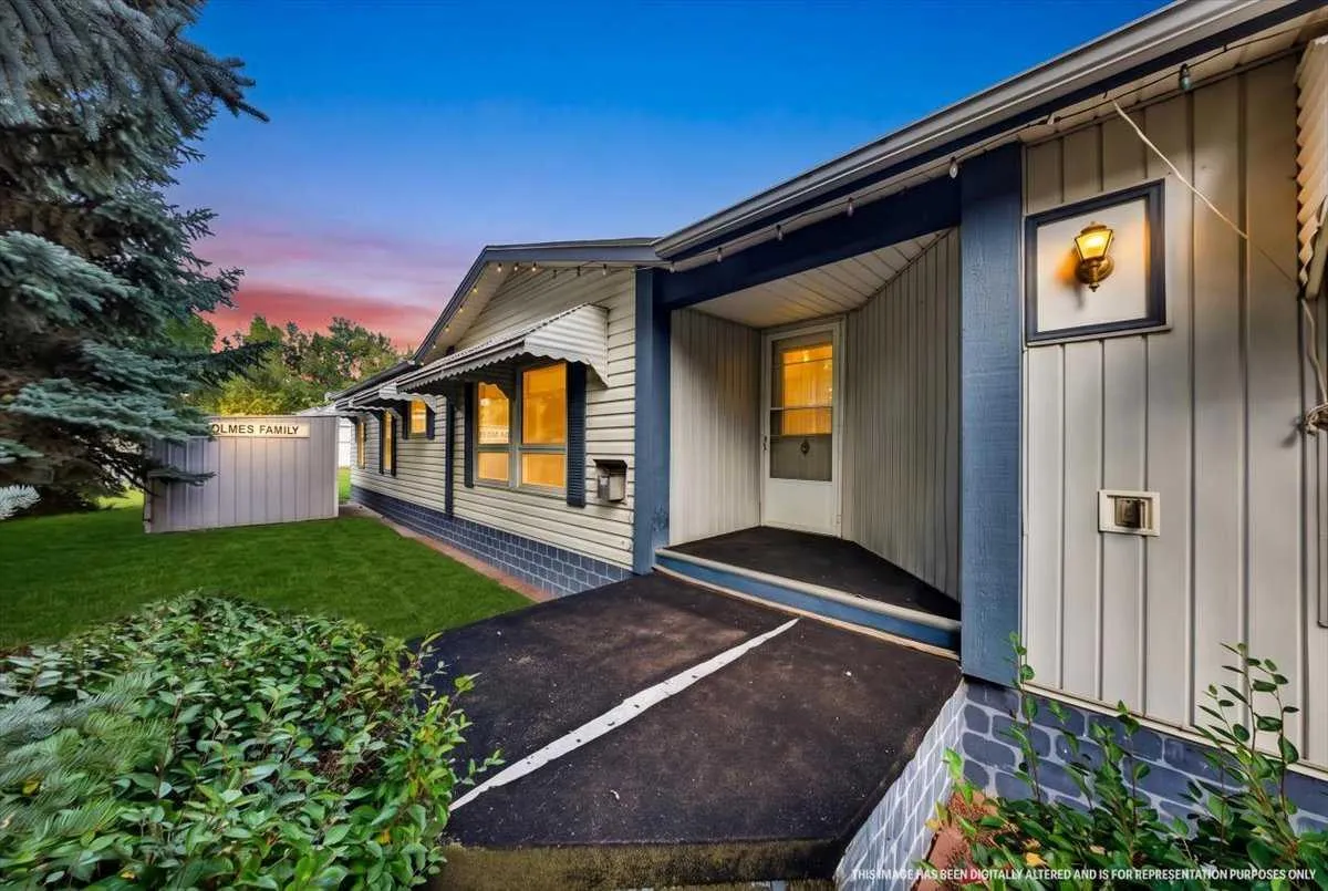 33049 Range Road 22, Mountain View County