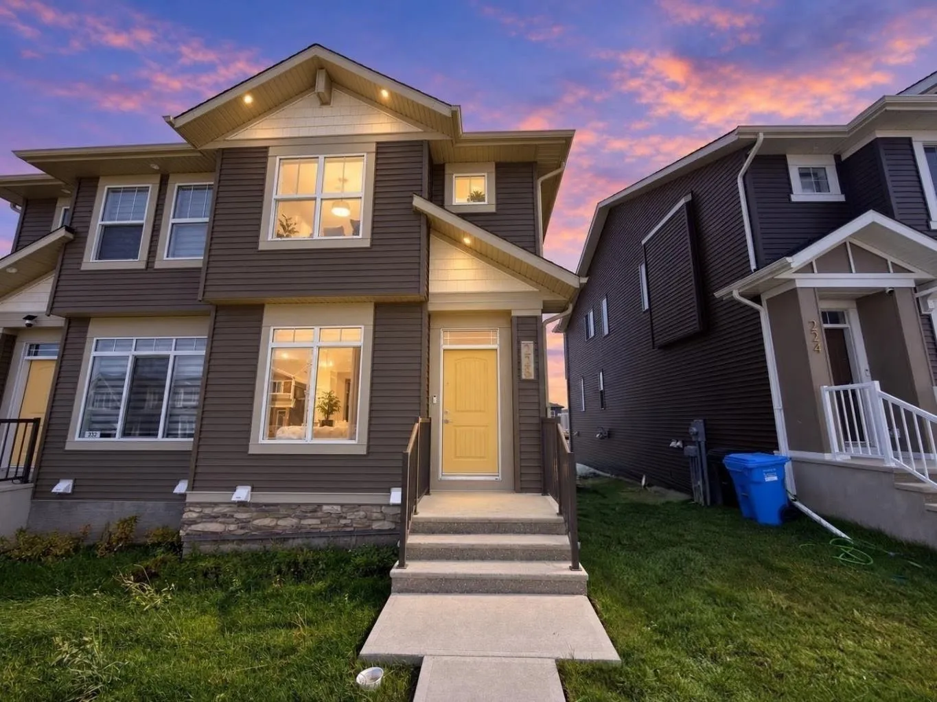 228 Annette Nw Villas, Calgary