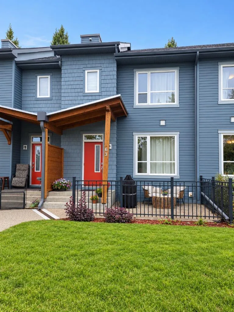 63 Chapalina Se Square, Calgary